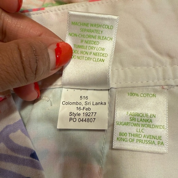 Lilly Pulitzer Callahan Shorts Roar of the Seas Multi Color Floral Size 00 - Picture 5 of 10